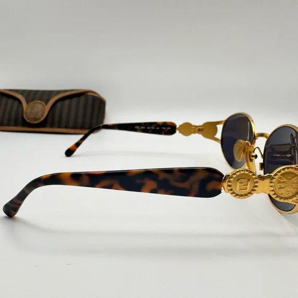 Fendi FS 261 Vintage Gold Oval Sunglasses Blue Lens Tortoise Italy w/ Case - Picture 4 of 10